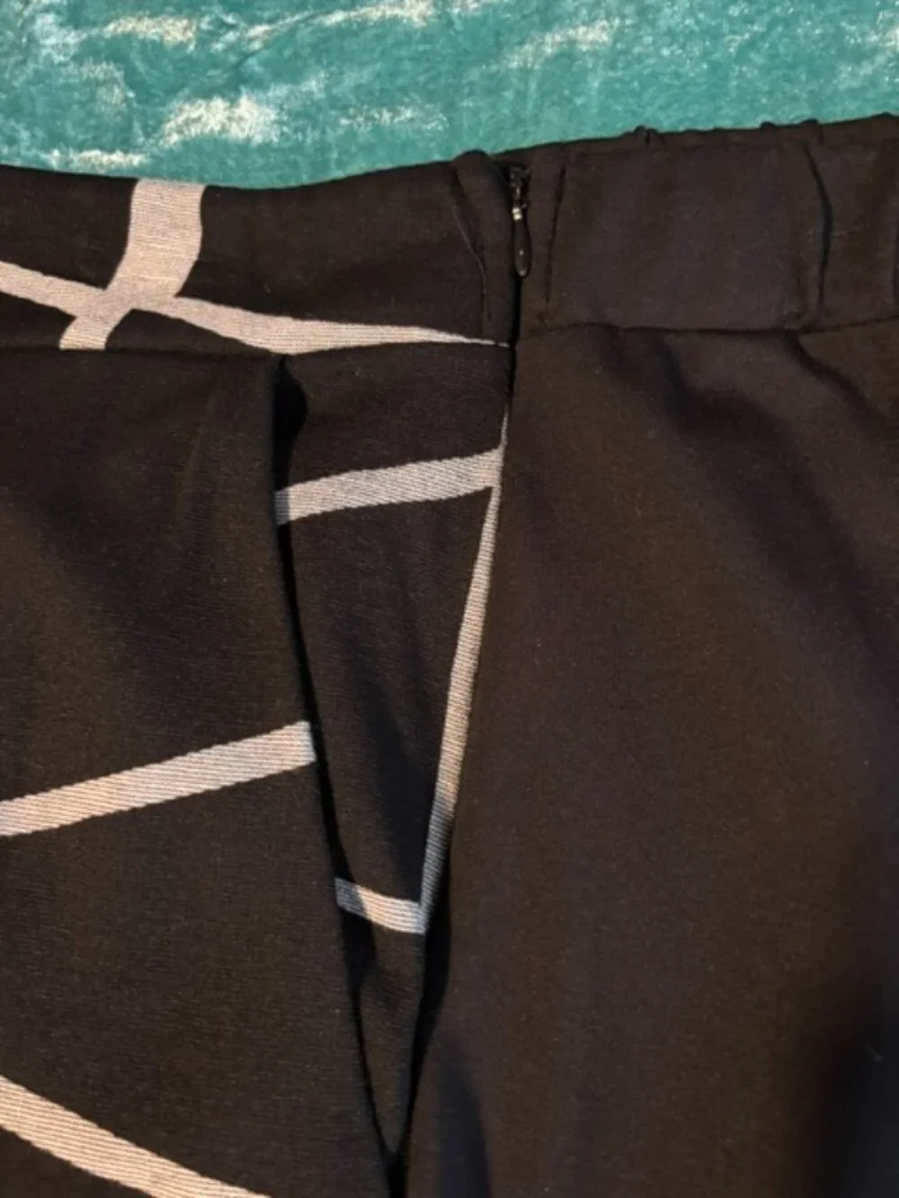 Ozai N Ku Black & White Graphic Print Pants - Picture 5 of 5